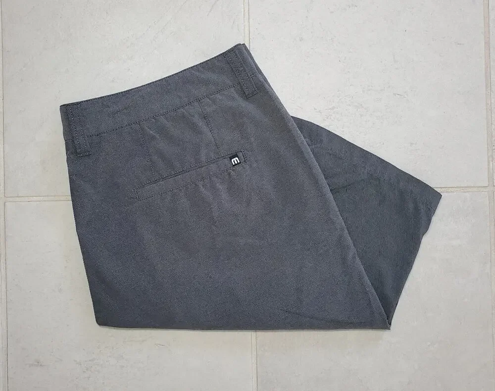 Travis Mathew Men's Size 38 Gray Golf Shorts Hybrid Flat Front Stretch GUC